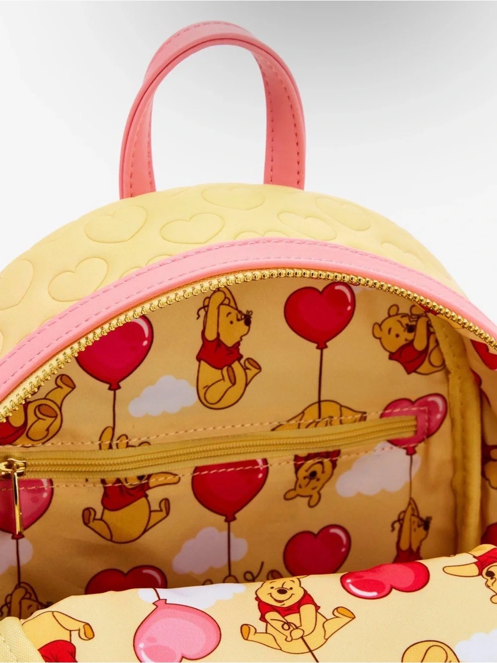 New Loungefly Disney Winnie the Pooh Heart Balloon Pooh Bear Mini Backpack